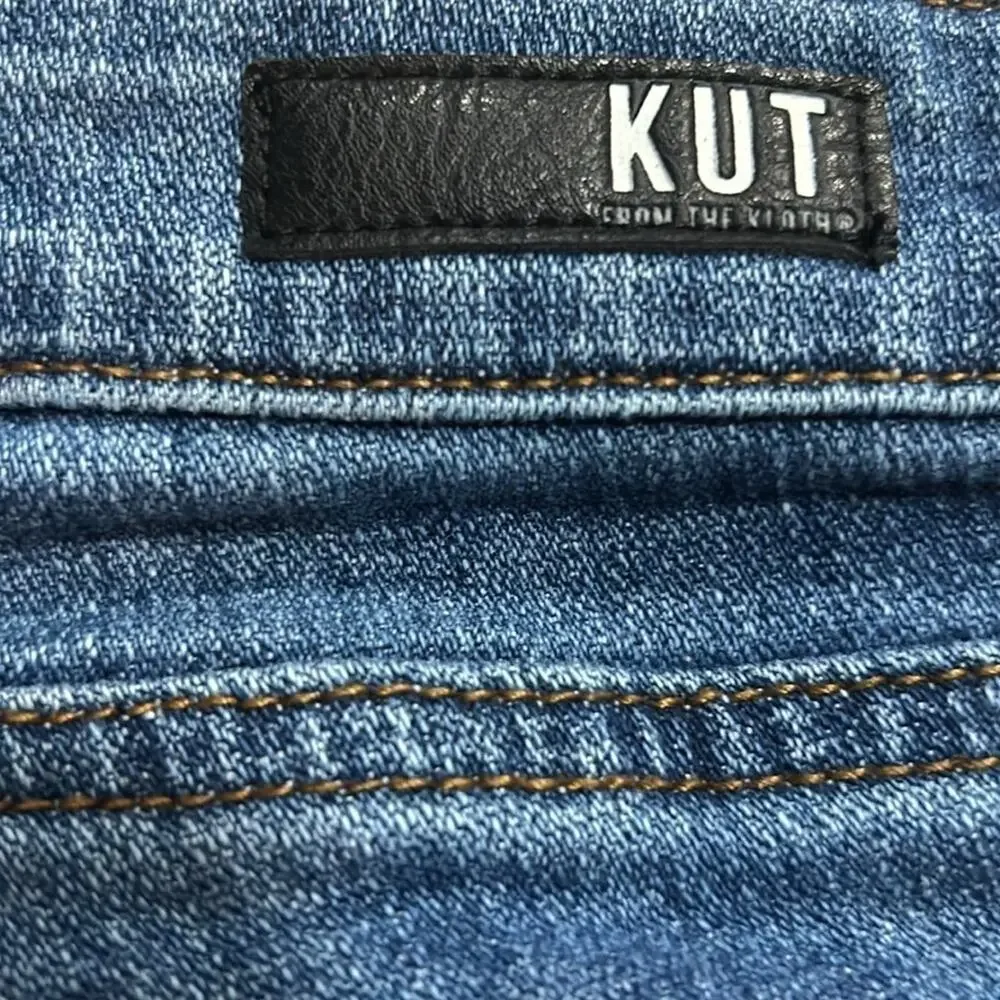 Woman’s KUT FROM THE KLOTH Lauren Eco Crop Straight Leg Jean Size 2